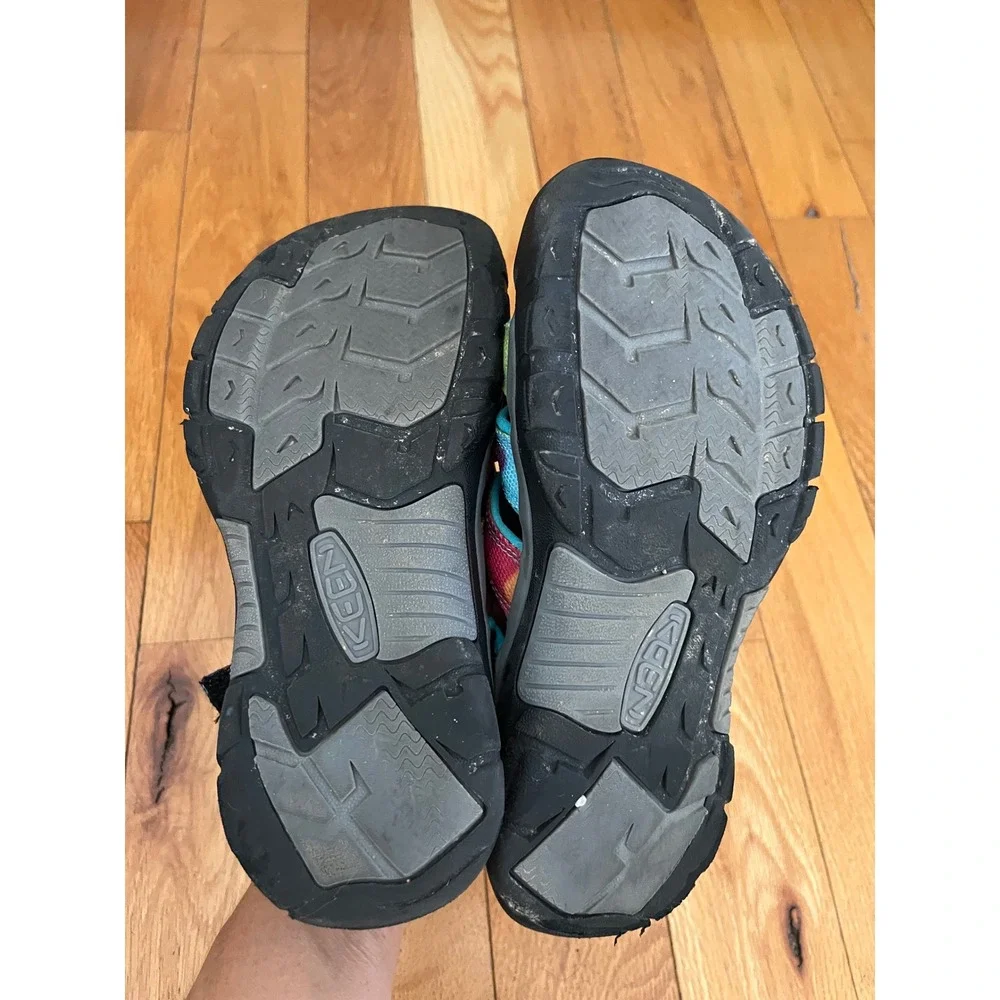 Keen Newport Water Shoes Sandals Waterproof Size 5 Youth Tye Dye